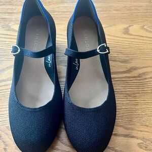 Rothy’s black Mary Jane block heel 7